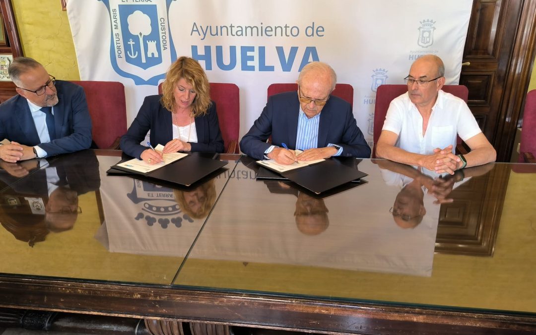 Firma de un nuevo convenio con el Ayuntamiento de Huelva