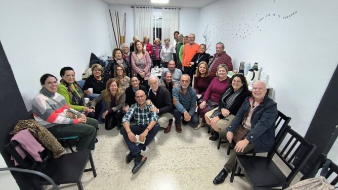 merienda con voluntarios y equipo